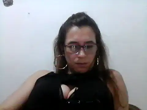 Snapshot of mademonsexy chatting on 03-09-25, 12:42 mademonsexy online show from 03-09-25, 12:42