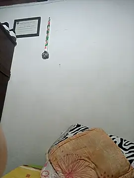 Snapshot of mademonsexy chatting on 03-12-25, 03:02 mademonsexy online show from 03-12-25, 03:02