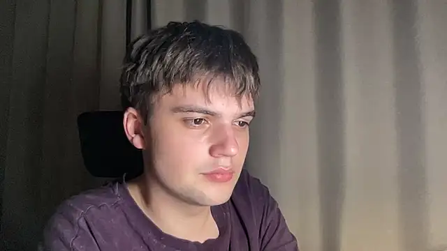 Snapshot of superfluboy_ chatting on 10-24-25, 08:27 superfluboy online show from 10-24-25, 08:27