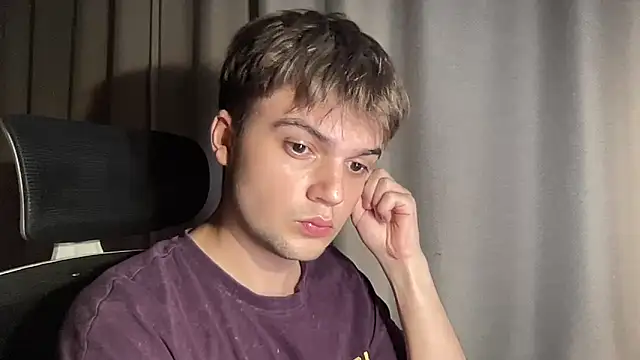 Snapshot of superfluboy_ chatting on 10-26-25, 07:20 superfluboy online show from 10-26-25, 07:20