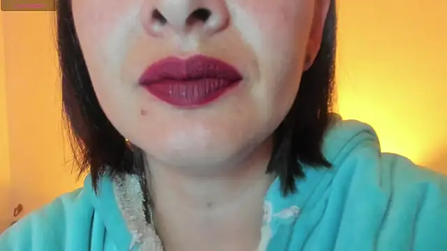 queen fetish online show from 11-19-25, 10:37