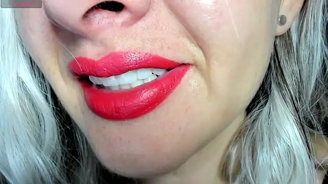 queen fetish online show from 12-21-25, 10:44