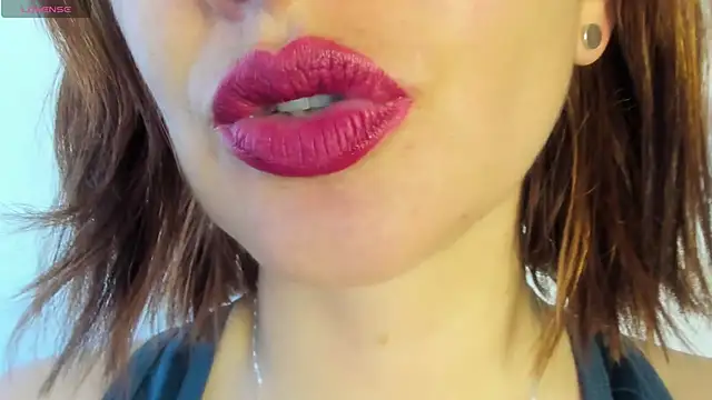 queen fetish online show from 04-16-26, 03:13