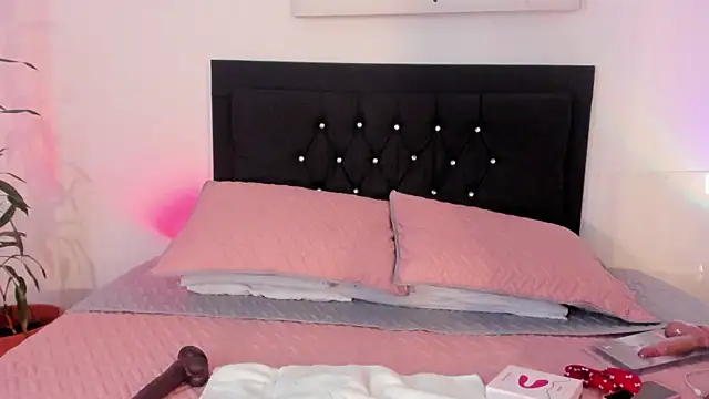 evelynjohnsoon online show from 02-01-25, 02:56