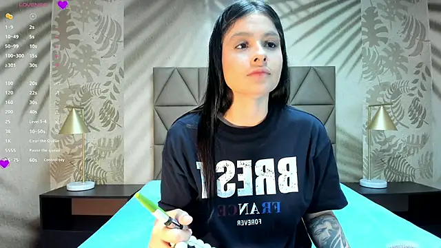 AnneDixie online show from 05-31-26, 03:04
