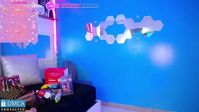 Snapshot of CarolRodriguez_ chatting on 01-25-25, 01:08 CarolRodriguez online show from 01-25-25, 01:08