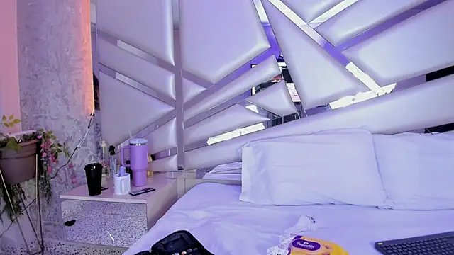 Miia002 online show from 02-05-25, 03:55