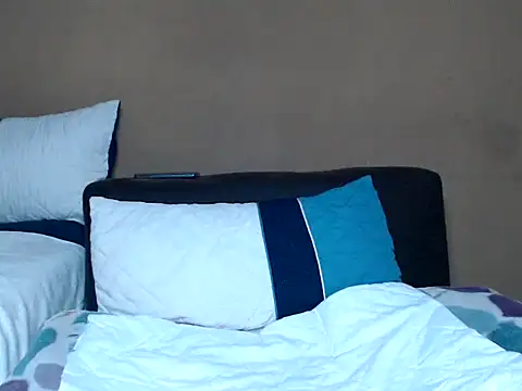 AdelaideT online show from 02-26-25, 11:37