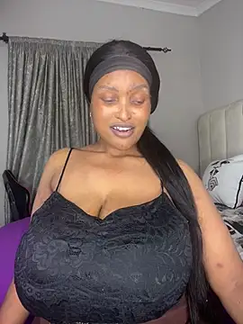 Bustygoddess32 online show from 07-06-26, 10:34