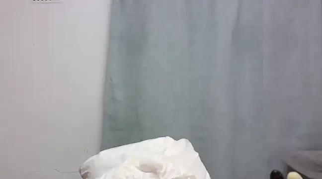 Sexxybella27 online show from 02-06-25, 08:02