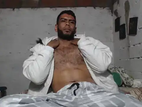 Snapshot of erik_alexander chatting on 01-17-25, 06:26 erik alexander online show from 01-17-25, 06:26