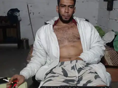 Snapshot of erik_alexander chatting on 02-15-25, 03:42 erik alexander online show from 02-15-25, 03:42