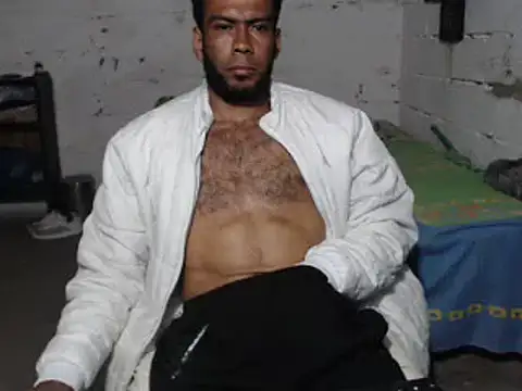 Snapshot of erik_alexander chatting on 03-04-25, 03:33 erik alexander online show from 03-04-25, 03:33