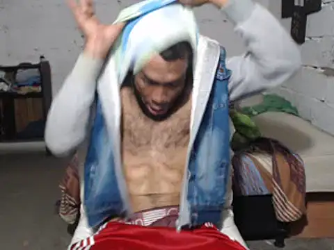 Snapshot of erik_alexander chatting on 03-10-25, 03:12 erik alexander online show from 03-10-25, 03:12