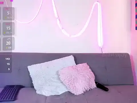 artmiaa online show from 01-14-25, 02:11