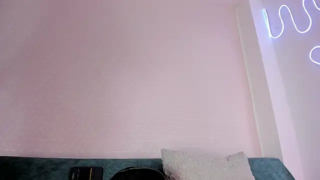 artmiaa online show from 09-25-25, 12:42