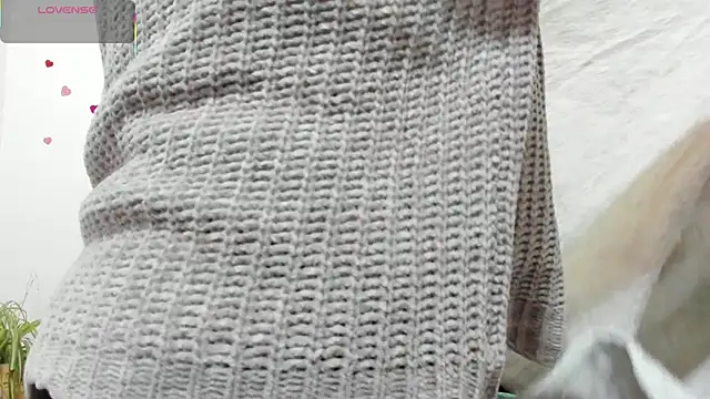 hazel 34 online show from 01-10-26, 09:00