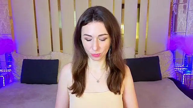 Snapshot of KimmmLi chatting on 11-07-25, 07:08 KimmmLi online show from 11-07-25, 07:08