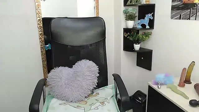 Prety Nany online show from 02-01-25, 01:20