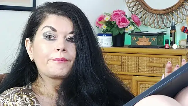 EllenGrace online show from 03-18-25, 12:49