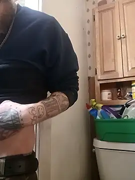 Snapshot of LongDickLance chatting on 01-15-26, 09:40 LongDickLance online show from 01-15-26, 09:40