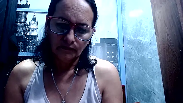 Snapshot of Nastylatinaxxx chatting on 06-28-26, 12:44 Nastylatinaxxx online show from 06-28-26, 12:44