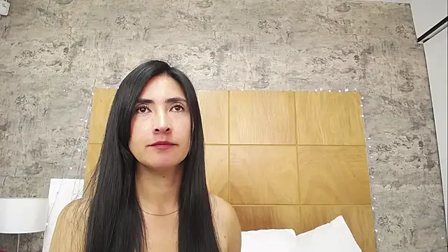 Snapshot of JainaRogers chatting on 10-04-25, 04:05 JainaRogers online show from 10-04-25, 04:05