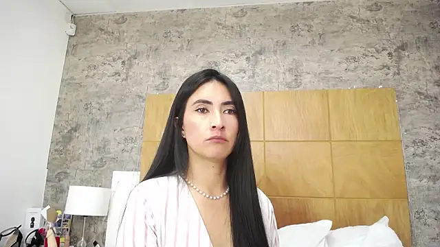 Snapshot of JainaRogers chatting on 11-15-25, 05:53 JainaRogers online show from 11-15-25, 05:53