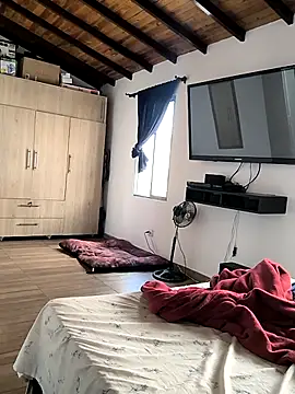 RachellGraham online show from 03-10-25, 04:25