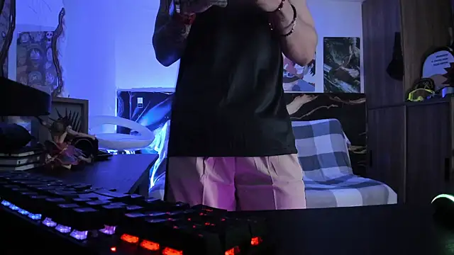 Snapshot of Sisoyalejo420 chatting on 01-07-26, 12:24 Sisoyalejo420 online show from 01-07-26, 12:24