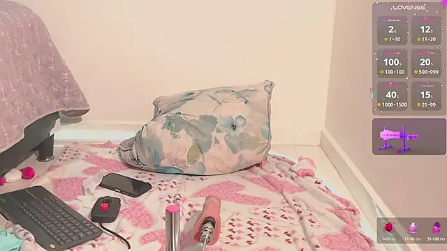 Mellyparker  online show from 01-07-25, 03:24