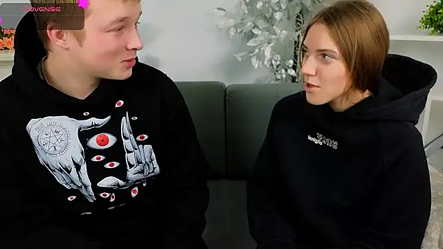 Snapshot of _Olli__Stiw_ chatting on 11-27-25, 08:16 Olli Stiw online show from 11-27-25, 08:16