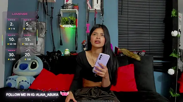 Alaia Asuka online show from 01-27-25, 11:43
