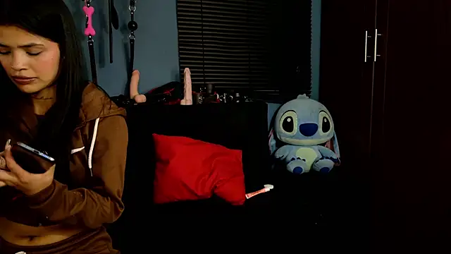 Alaia Asuka online show from 01-31-25, 11:24