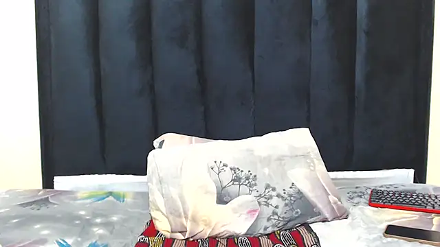 EBONY WILD ASS online show from 02-18-26, 04:47