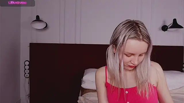 Beatrica Klein online show from 02-24-25, 06:36