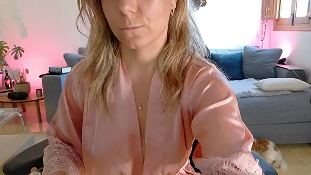 Snapshot of angela_88 chatting on 02-23-25, 02:57 angela 88 online show from 02-23-25, 02:57