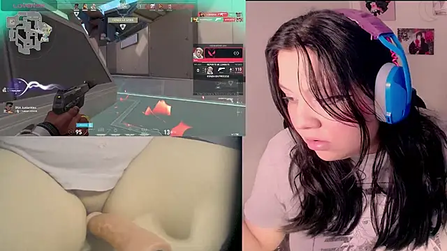 crystal7u7 online show from 01-29-25, 03:22