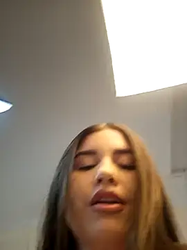 Aabby lee online show from 12-21-25, 09:33