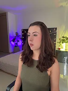 EmaSaenz online show from 02-09-26, 08:57