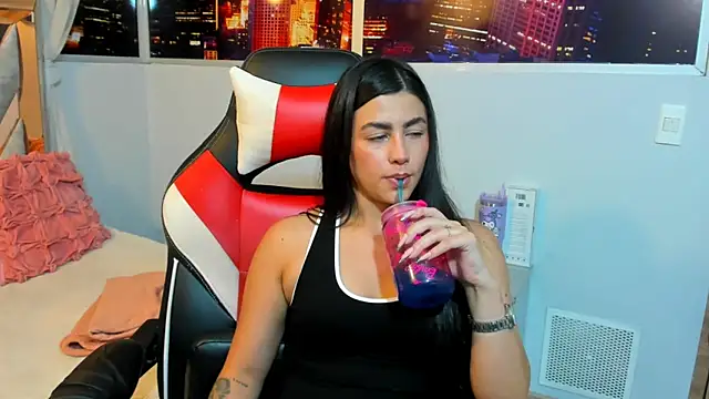 Kendall Sophy online show from 03-10-25, 07:50