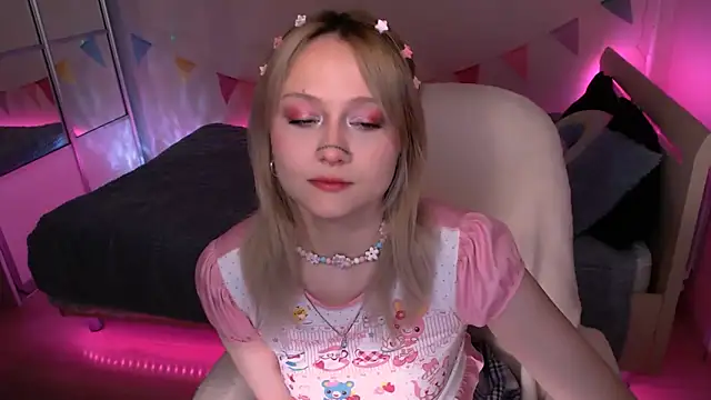 MariaMango online show from 01-31-25, 04:38