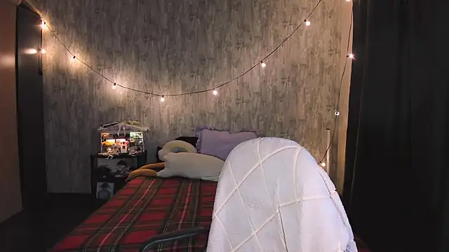 MariaMango online show from 11-26-25, 10:22