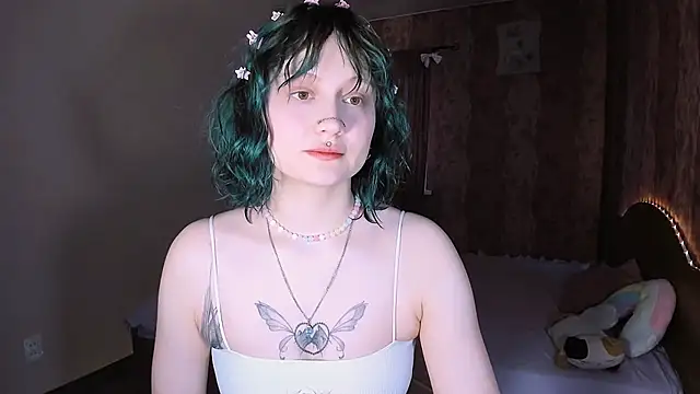 Snapshot of MariaMango chatting on 05-08-26, 02:17 MariaMango online show from 05-08-26, 02:17