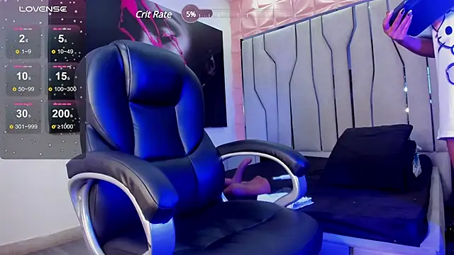 Snapshot of emilycat_777 chatting on 01-19-25, 06:53 emilycat 777 online show from 01-19-25, 06:53