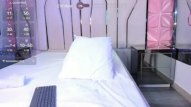 Snapshot of emilycat_777 chatting on 03-06-25, 09:03 emilycat 777 online show from 03-06-25, 09:03