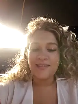 Sara smiiith211 online show from 01-09-25, 01:50