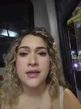 Snapshot of Sara_smiiith211 chatting on 07-19-26, 12:36 Sara smiiith211 online show from 07-19-26, 12:36