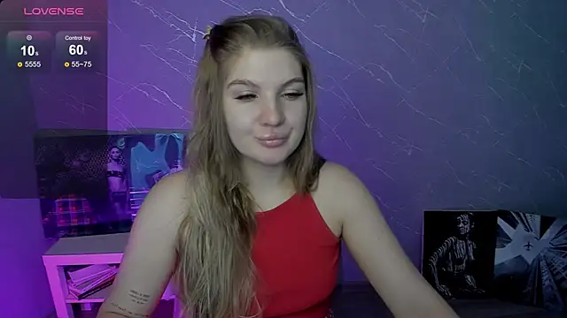 Snapshot of lily_williamss chatting on 07-18-26, 12:04 lily williamss online show from 07-18-26, 12:04
