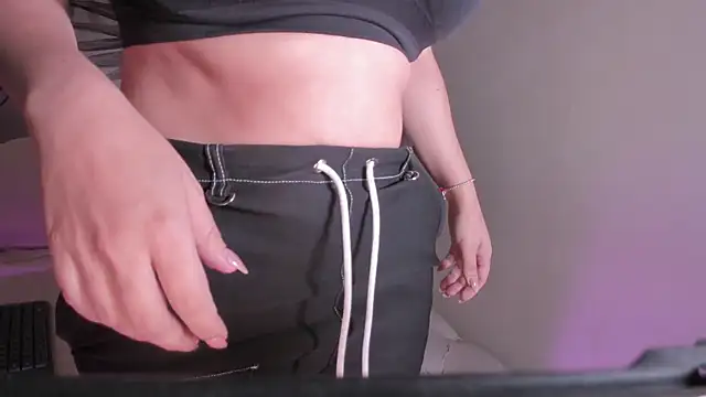 Samaantha-White online show from 04-09-26, 11:37